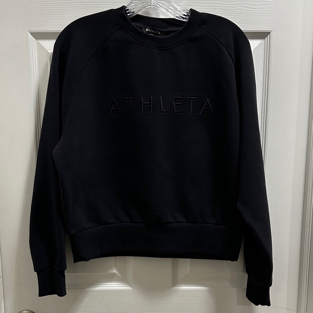 Athleta embroidered crew sweatshirt size small